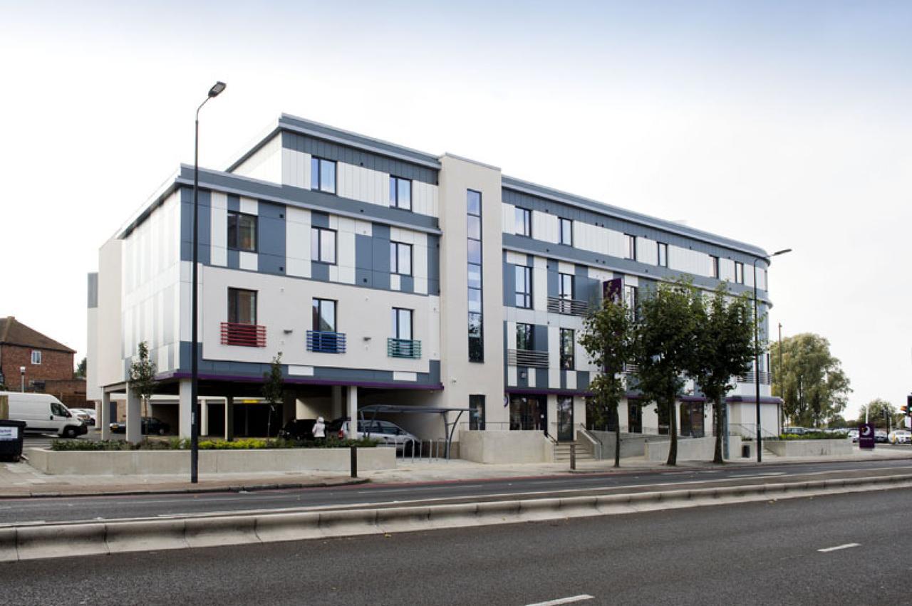 Premier Inn London Eltham Exterior photo